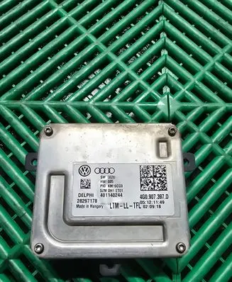 Audi A4 S4 B8 8K Headlight ballast module Xenon 4G0907397D 28297178 401140244