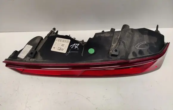 Chevrolet Camaro Rear/tail lights 84136771