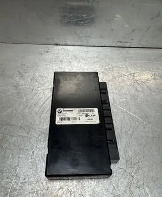 BMW 5 E60 E61 Gateway control module 6985363