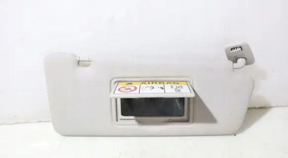 Sun visor clip/hook/bracket