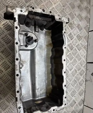 Volkswagen Touran I Oil sump AC43400