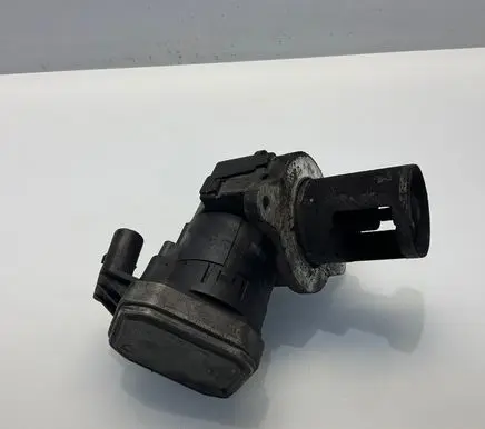 Mercedes-Benz E W211 EGR valve A6461400860 6461400860