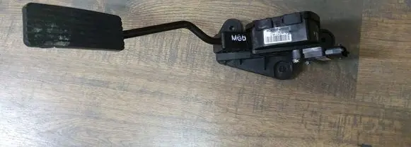 Hyundai ix20 Accelerator throttle pedal MGXD1371P920 351904X700