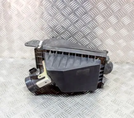 Nissan Primera Air filter box 226807S000 AU600