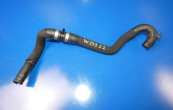 Mercedes-Benz GLC X253 C253 Engine coolant pipe/hose A2538305500