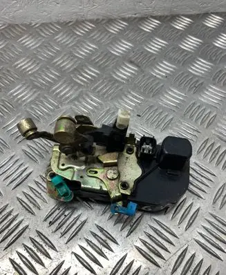 Chrysler Grand Voyager IV Front door lock