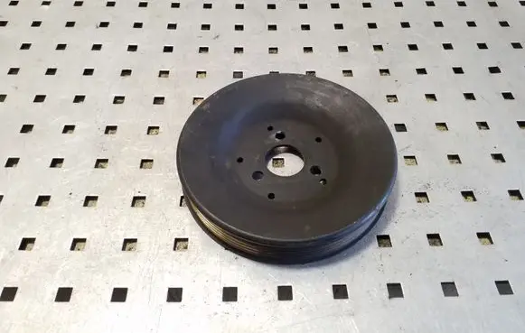 Audi A6 S6 C4 4A Power steering pump pulley 078145255B