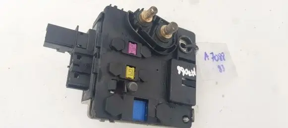 Mercedes-Benz S W220 Fuse box set 2205460541