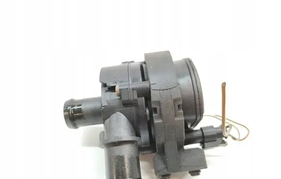 Skoda Superb B8 (3V) Water pump 0392023209