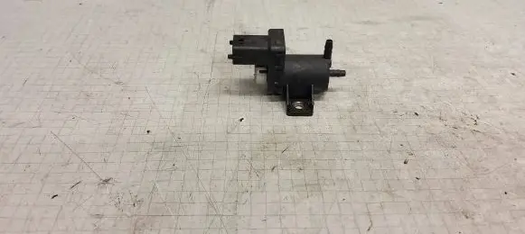 Opel Insignia A Turbo solenoid valve GM55566051