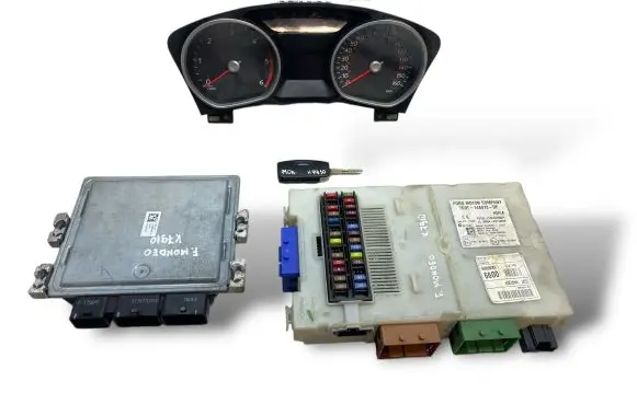 Ford Mondeo MK IV Engine ECU kit and lock set 7G9112A650UH 7G9T14A073DF 8M2T10849DD