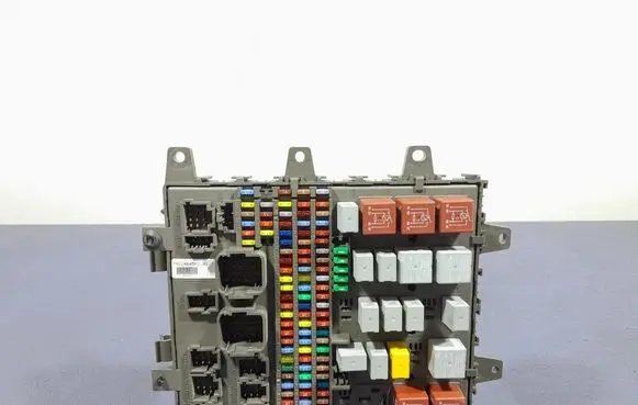 Renault Megane III Fuse box set 7421464562