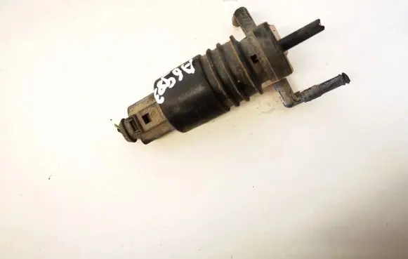Audi A6 S6 C5 4B Windscreen/windshield washer pump