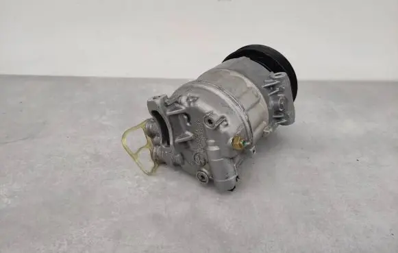 Maserati Ghibli Air conditioning (A/C) compressor (pump) RK493002