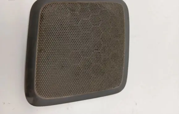 Side speaker trim/cover