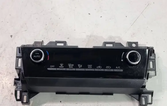 Toyota Yaris Cross Climate control unit 559000DC70 75K702 7540T24