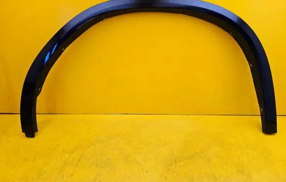BMW X4M F98 Rear arch trim 8071014