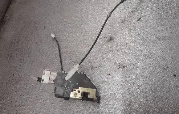 Peugeot 407 Front door lock