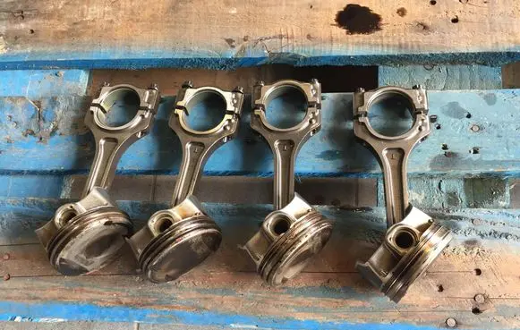 Hyundai i30 Piston 