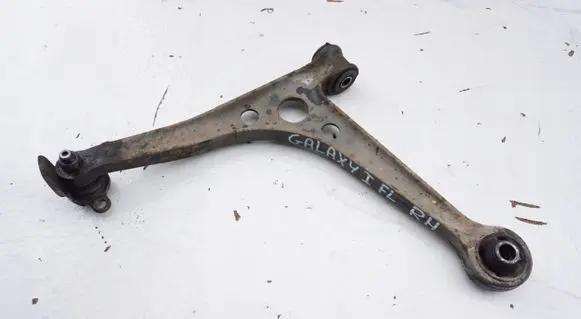 Mercedes-Benz C AMG W205 Front lower control arm/wishbone