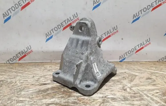 BMW 4 F36 Gran coupe Engine mounting bracket 6859416 22116859416 6859406