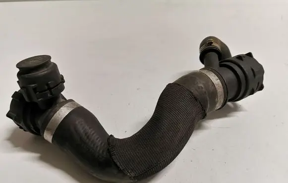 BMW X5 E70 Engine coolant pipe/hose 154768