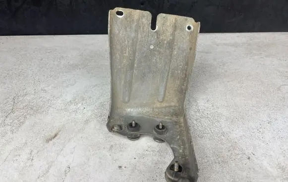 Volvo XC70 ABS pump bracket 