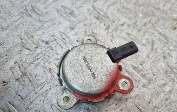 Ford Fiesta Camshaft vanos timing valve CM5G6M280FA