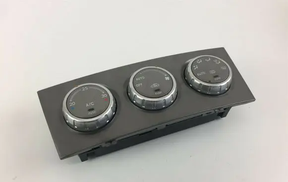 Subaru Forester SG Climate control unit 72311SA081 A239