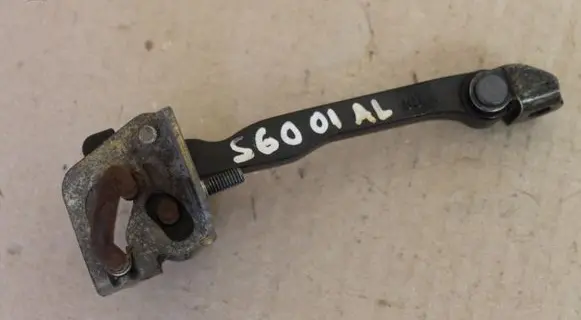 Volvo S60 Rear door check strap stopper 8650061