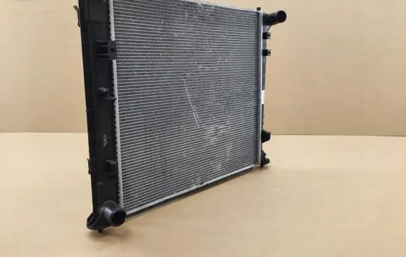 Hyundai Tucson TL Coolant radiator