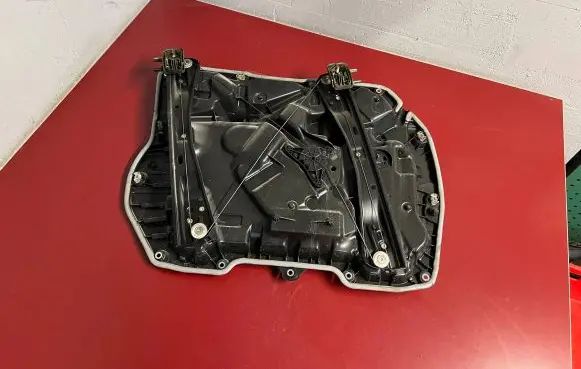 BMW X6 G06 Front window lifting mechanism without motor 5A3EB44