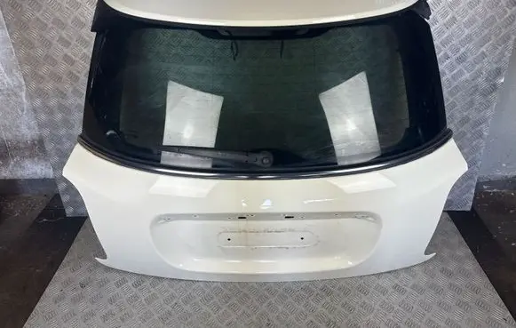 Tailgate/trunk/boot lid