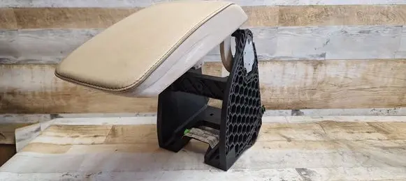 Skoda Superb B6 (3T) Armrest 3T0864207C