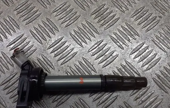 Toyota Avensis T270 Spark distributor 90919-02252