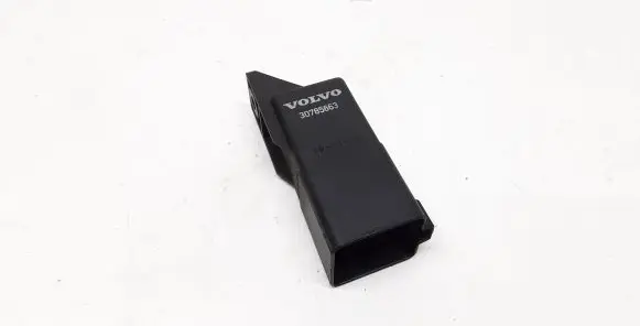 Glow plug pre-heat relay