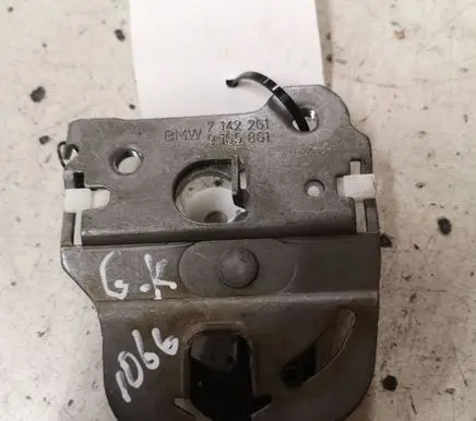 BMW 3 E90 E91 Seat back rest lock catch 7142261 9165861