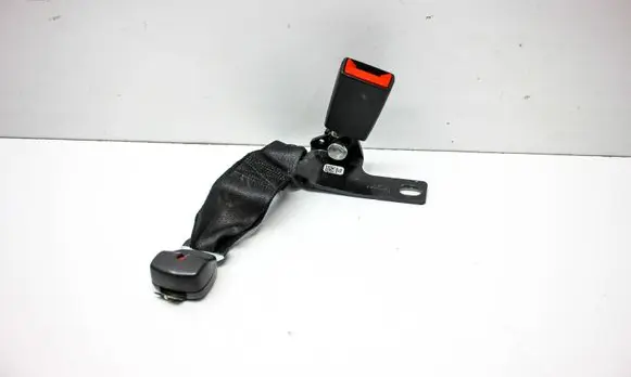 Rear seatbelt buckle