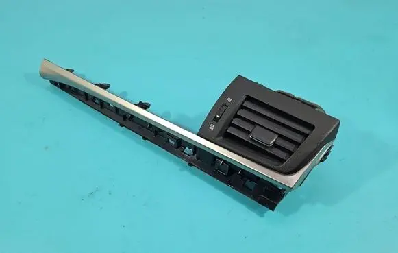 Lexus CT 200H Dashboard air vent grill cover trim 55662-76030 IMPRK1526570
