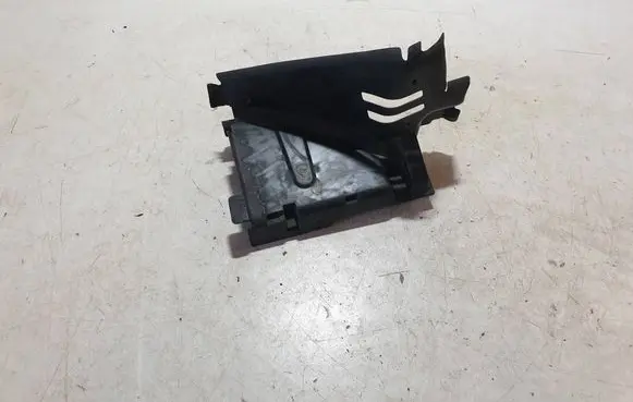 Volvo XC60 Intercooler air guide/duct channel M0N7A 31383684