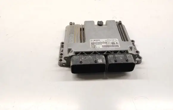 Citroen Berlingo Engine control unit/module 9832694380