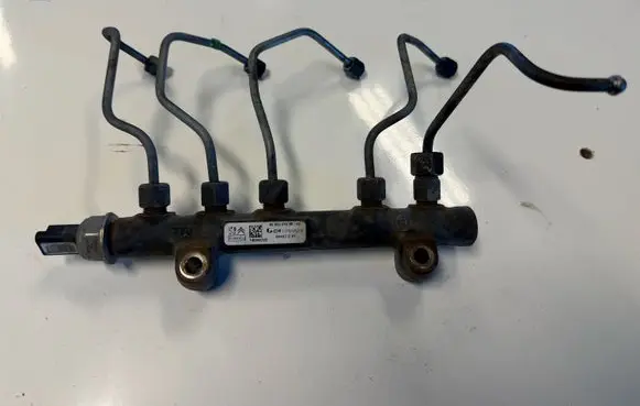 Peugeot Partner III Fuel main line pipe 9685297580