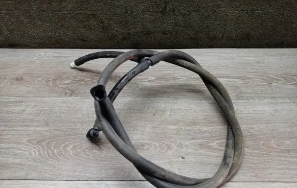 Volvo C30 Headlight washer hose/pipe 