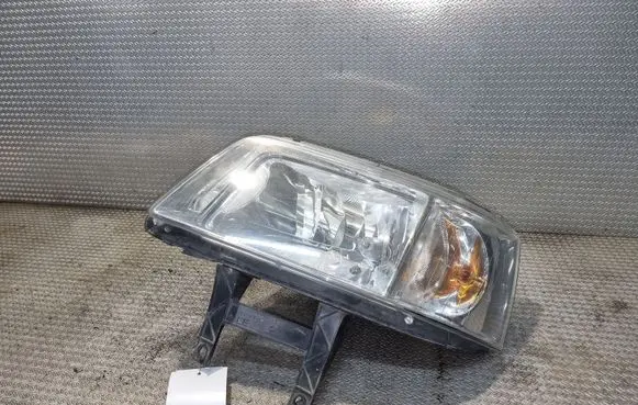 Volkswagen Transporter - Caravelle T5 Headlight/headlamp 7H1941015S