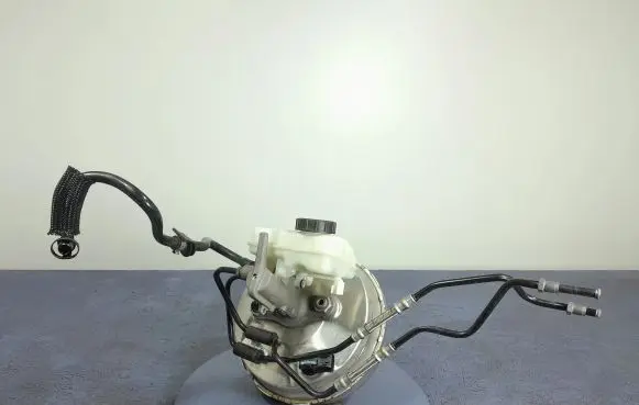 Volvo S90, V90 Brake booster 31471661