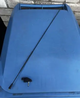 Radio antenna