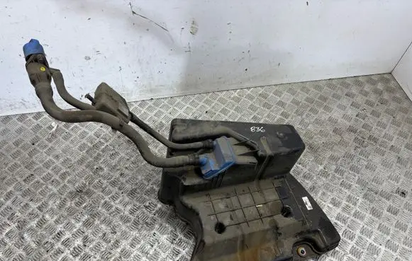Audi A4 S4 B9 AdBlue liquid reservoir 4067410AD