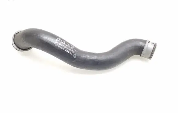 Engine coolant pipe/hose