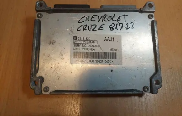 Chevrolet Cruze Engine control unit/module ECU 25181829 MT80.1
