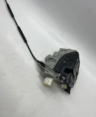 Seat Leon (1P) Rear door lock 1P0839016